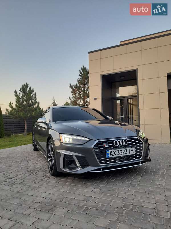 Купе Audi S5 2022 в Харкові