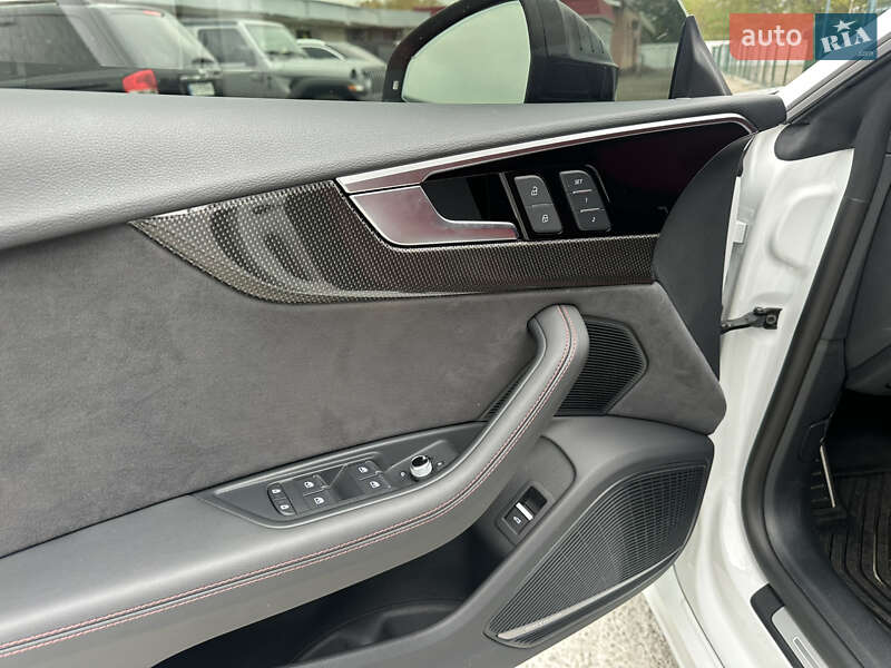 Лифтбек Audi S5 2024 в Киеве фото 7 Лифтбек Audi S5 2024 в Киеве