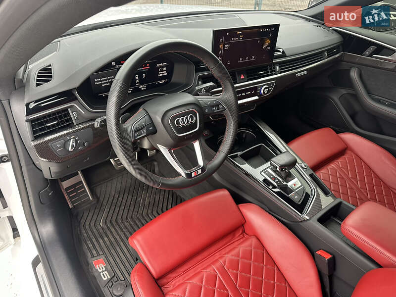 Лифтбек Audi S5 2024 в Киеве фото 11 Лифтбек Audi S5 2024 в Киеве