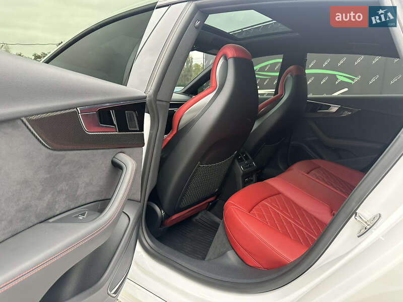 Лифтбек Audi S5 2024 в Киеве фото 18 Лифтбек Audi S5 2024 в Киеве