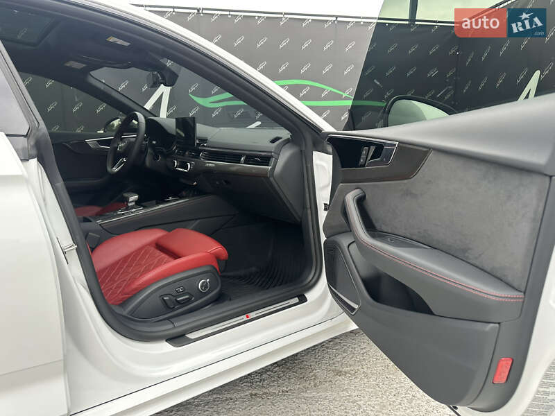 Лифтбек Audi S5 2024 в Киеве фото 23 Лифтбек Audi S5 2024 в Киеве