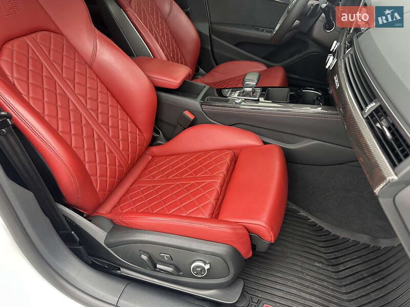 Лифтбек Audi S5 2024 в Киеве фото 25 Лифтбек Audi S5 2024 в Киеве
