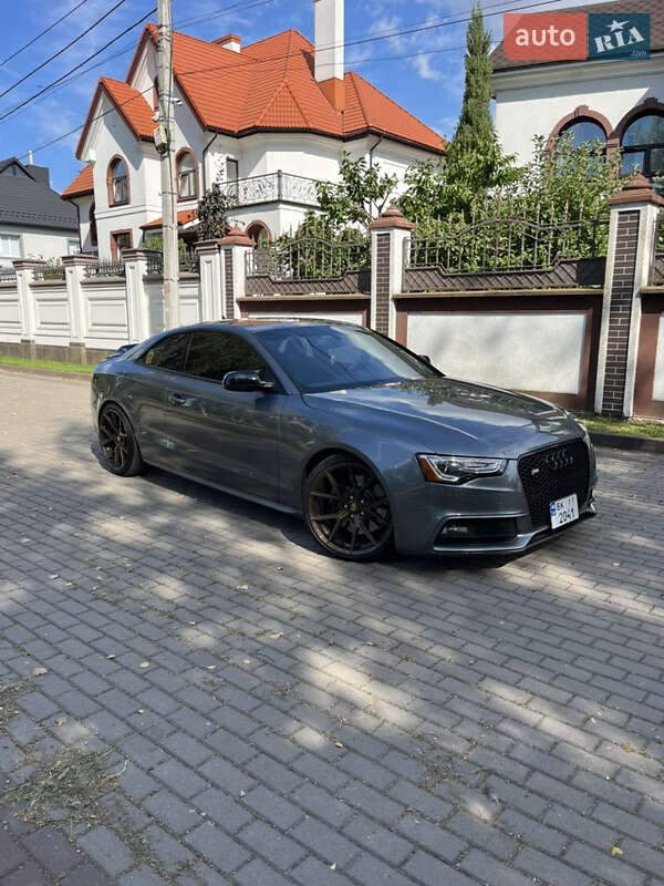 Купе Audi S5 2013 в Рівному