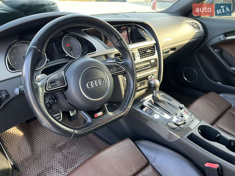 Купе Audi S5 2013 в Киеве