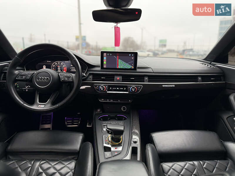 Купе Audi S5 2017 в Львові
