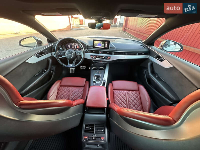 Купе Audi S5 2019 в Киеве