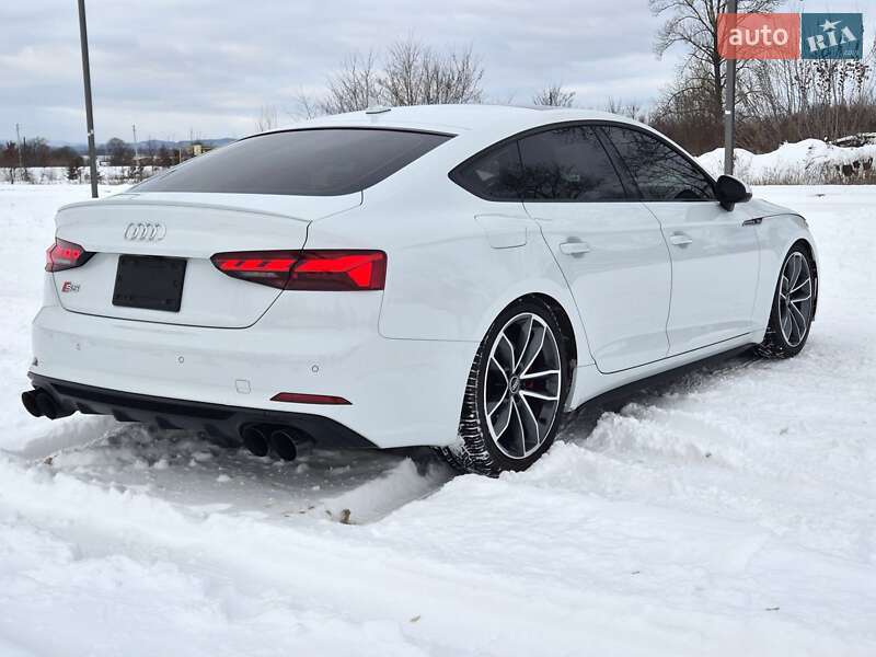 Купе Audi S5 2019 в Коломые