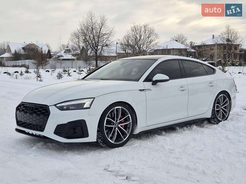Купе Audi S5 2019 в Коломые