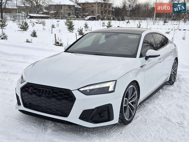 Купе Audi S5 2019 в Коломые