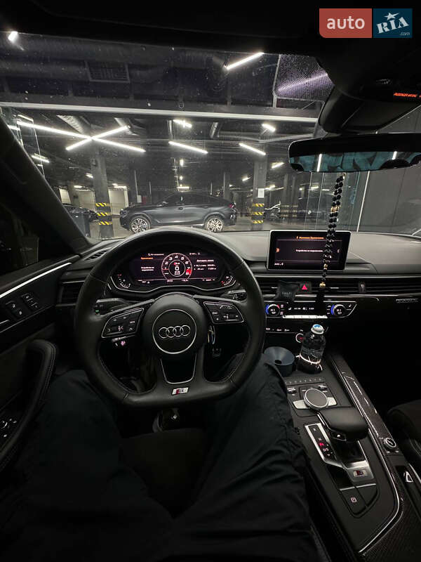 Купе Audi S5 2019 в Киеве