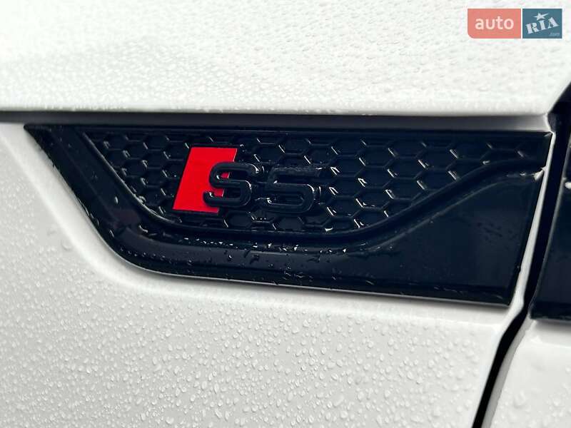 Лифтбек Audi S5 2024 в Киеве
