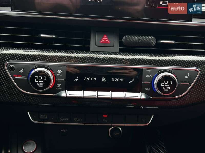 Лифтбек Audi S5 2024 в Киеве