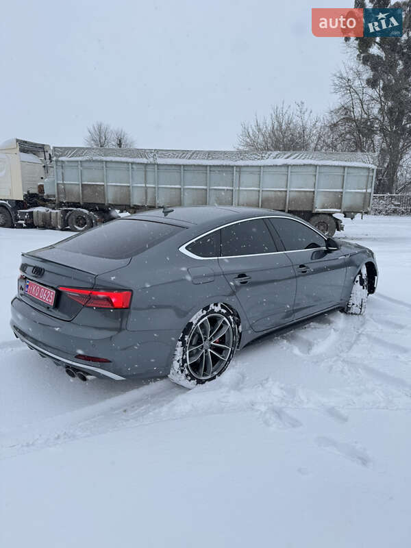 Купе Audi S5 2017 в Черкасах