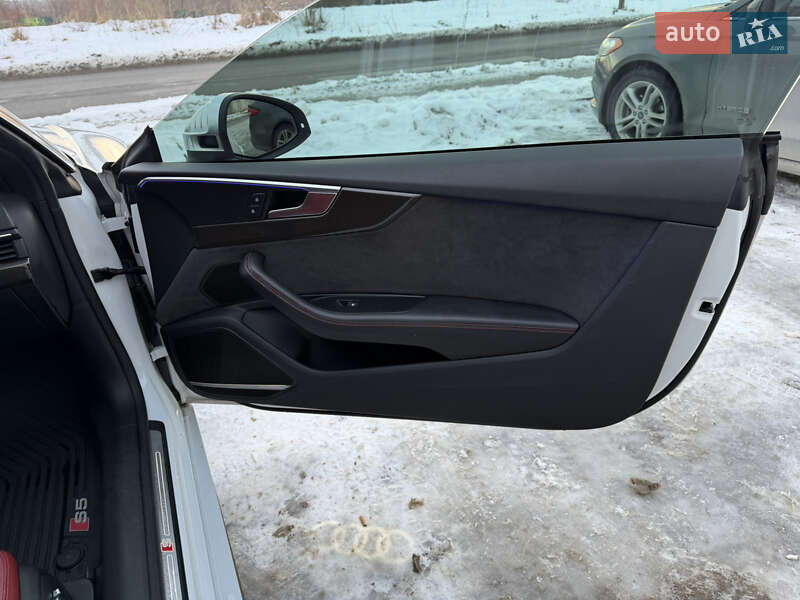 Купе Audi S5 2018 в Львові