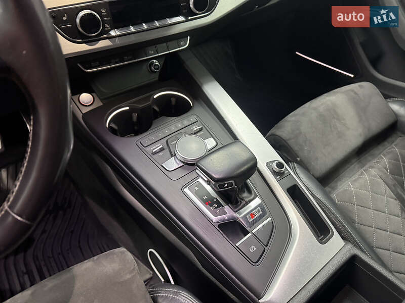 Купе Audi S5 2017 в Львові