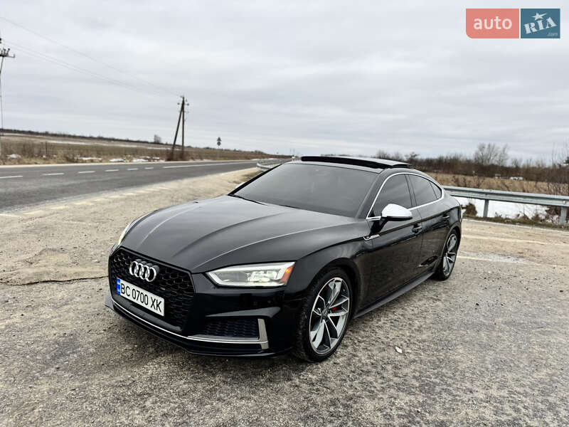 Купе Audi S5 2018 в Львові