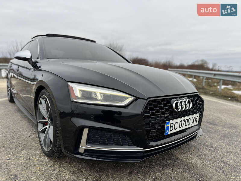 Купе Audi S5 2018 в Львові