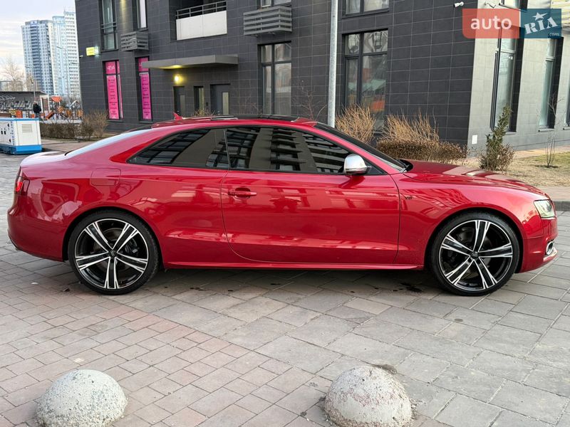 Купе Audi S5 2008 в Киеве