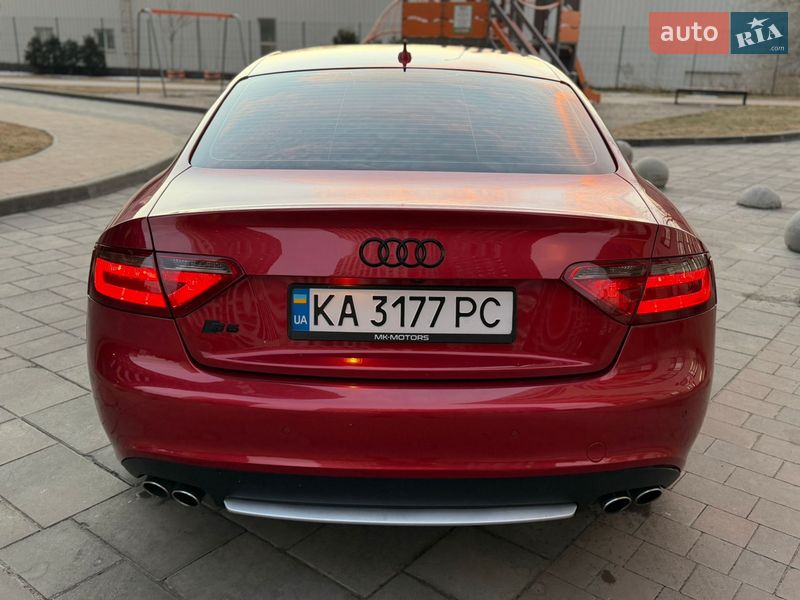 Купе Audi S5 2008 в Киеве