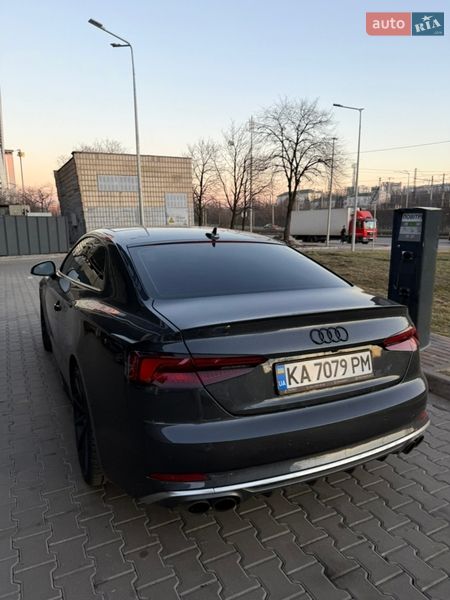 Купе Audi S5 2018 в Києві