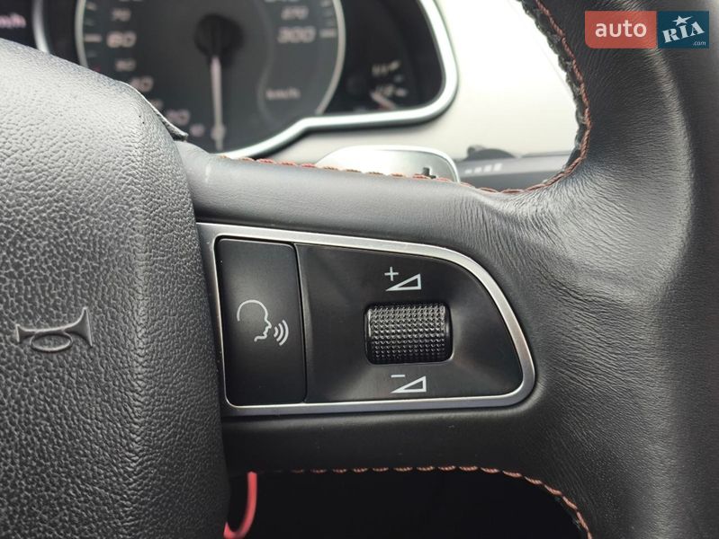 Купе Audi S5 2010 в Києві