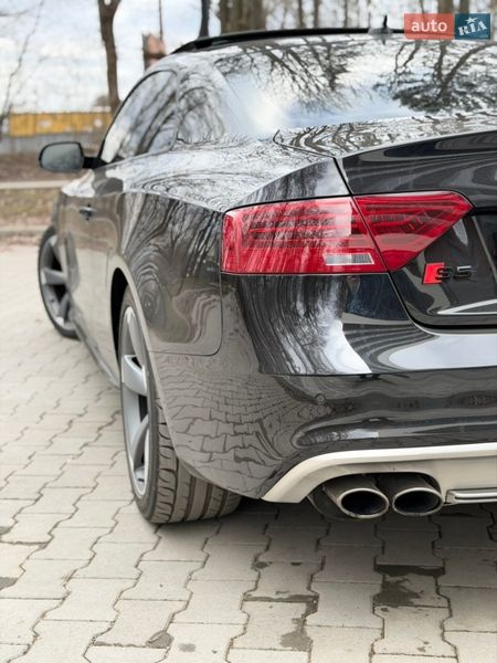 Купе Audi S5 2013 в Тернополі