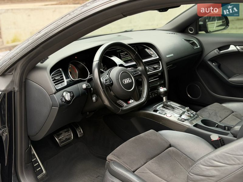 Купе Audi S5 2013 в Тернополі