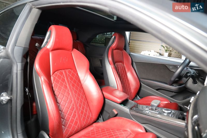 Купе Audi S5 2017 в Луцке