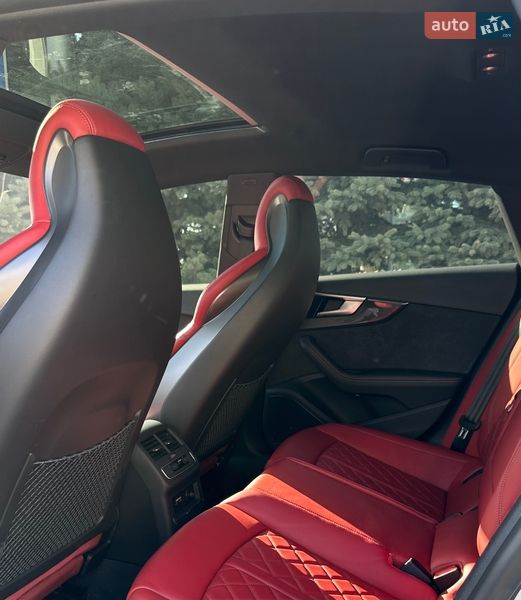 Лифтбек Audi S5 2024 в Киеве