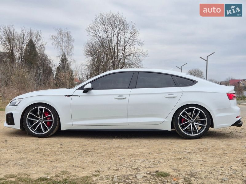 Купе Audi S5 2019 в Коломые