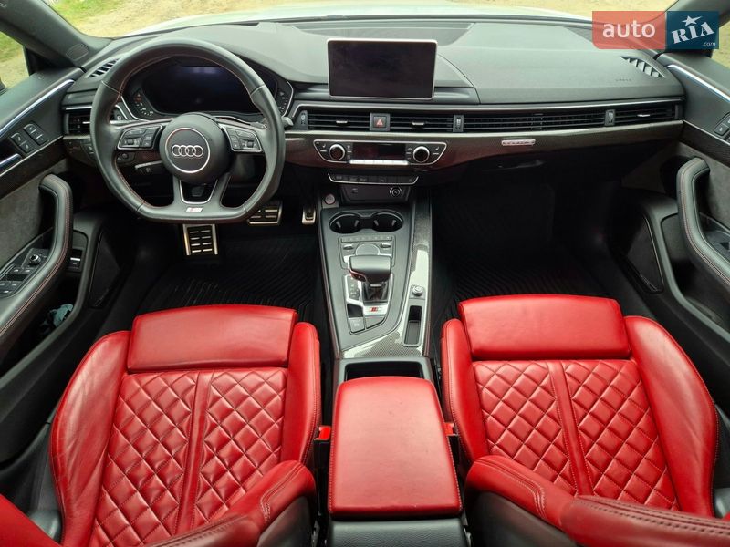 Купе Audi S5 2019 в Коломые