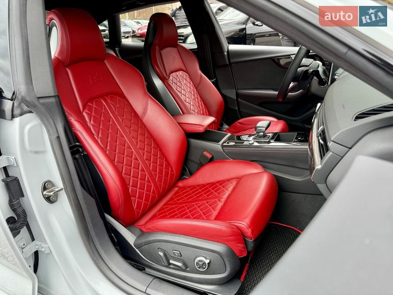 Лифтбек Audi S5 2024 в Харькове