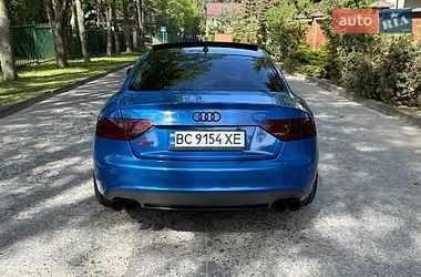 Купе Audi S5 2009 в Львові