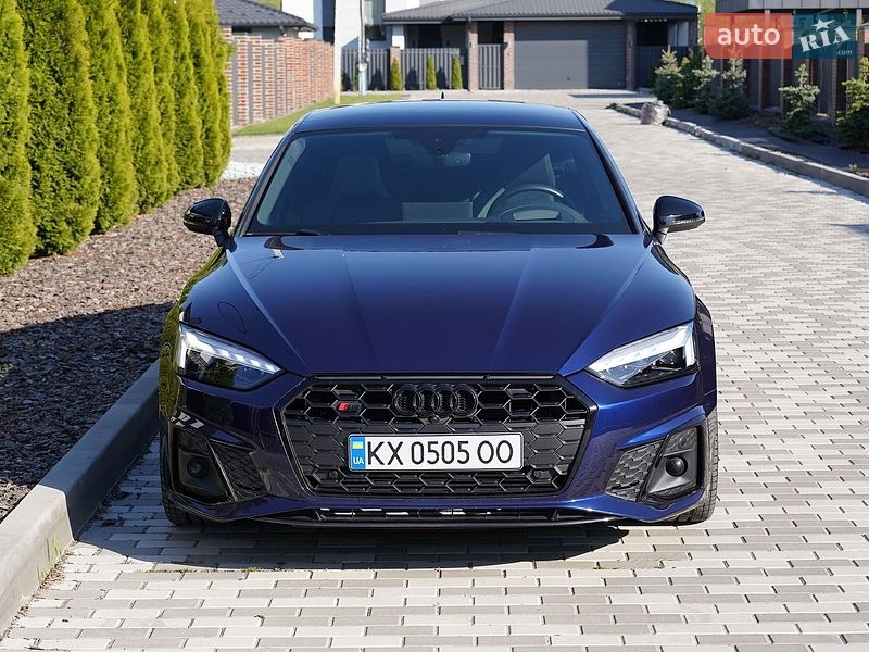 Купе Audi S5 2020 в Киеве