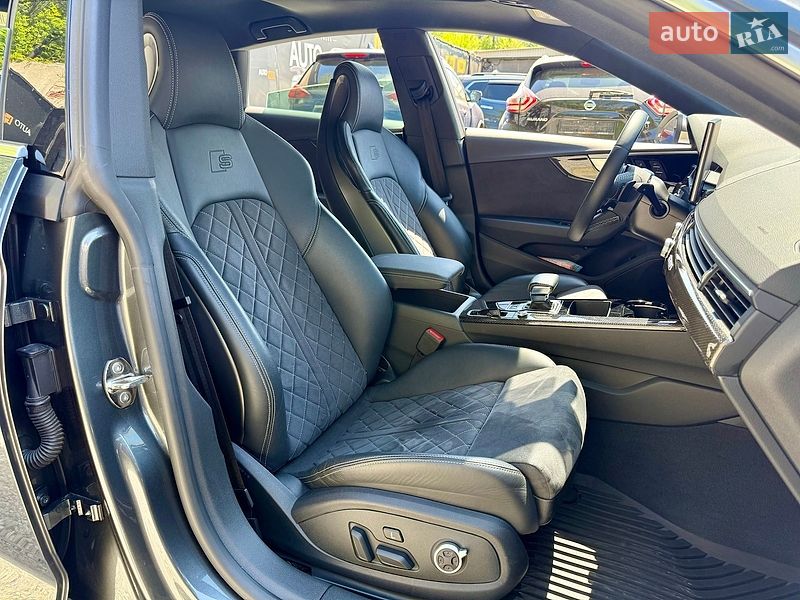 Купе Audi S5 2022 в Харькове