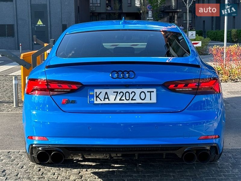 Купе Audi S5 2018 в Киеве