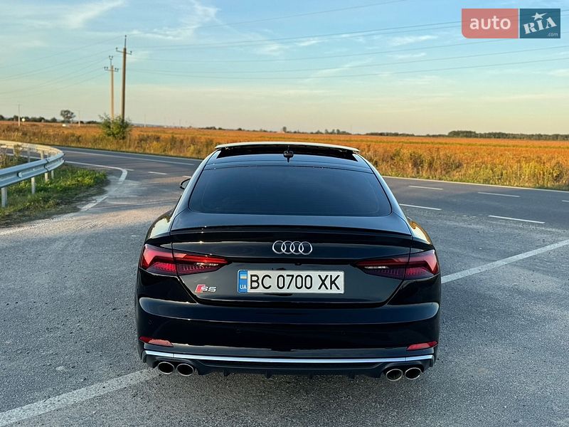 Купе Audi S5 2018 в Львове