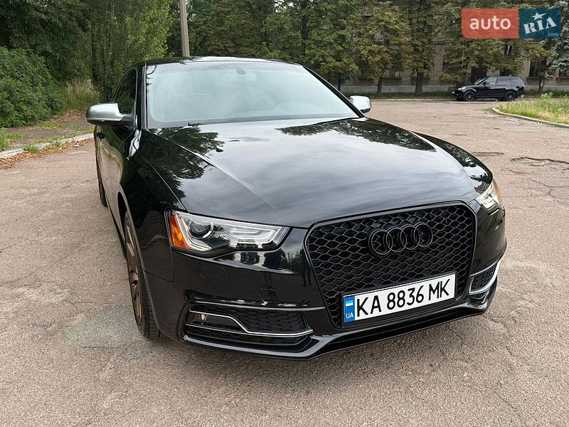 Купе Audi S5 2013 в Киеве
