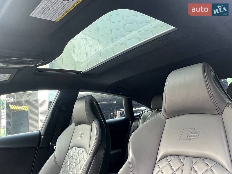 Купе Audi S5 2018 в Киеве