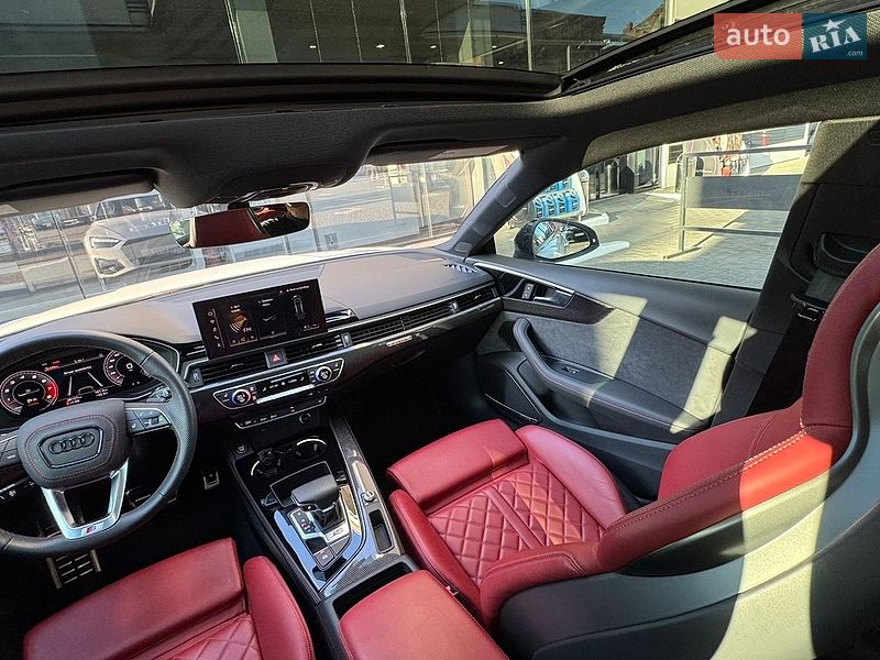 Купе Audi S5 2024 в Одессе