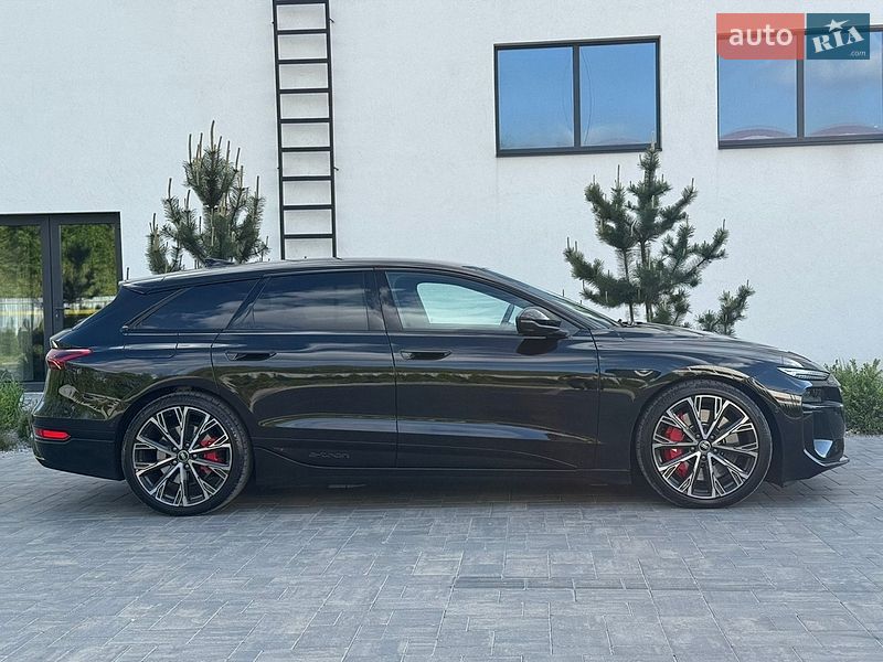 Универсал Audi S6 e-tron 2025 в Луцке