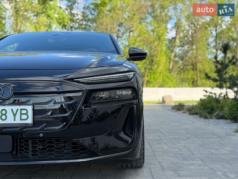 Универсал Audi S6 e-tron 2025 в Луцке