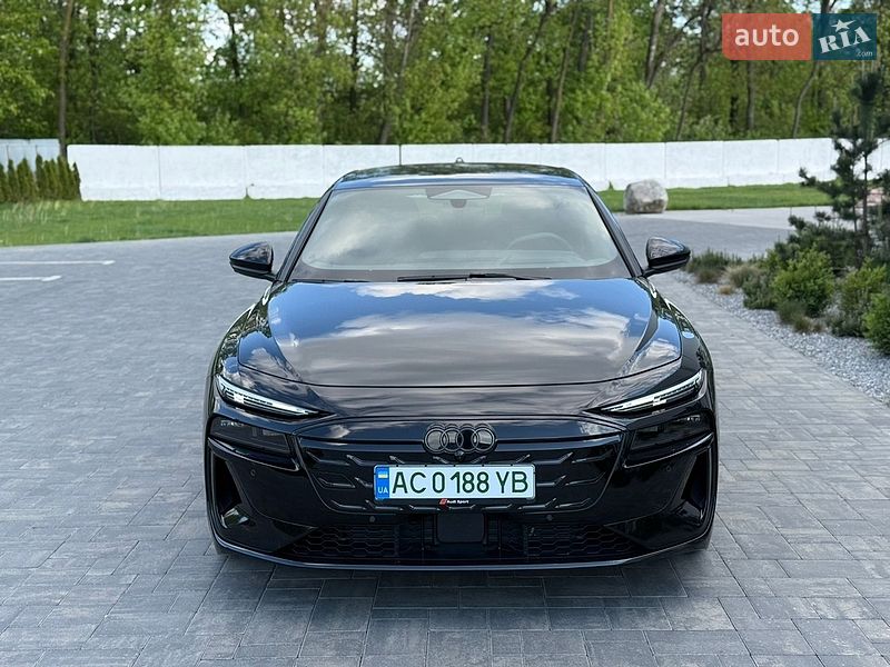 Универсал Audi S6 e-tron 2025 в Луцке