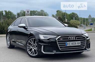 Седан Audi S6 2022 в 