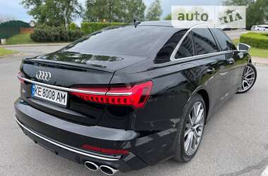 Седан Audi S6 2022 в 