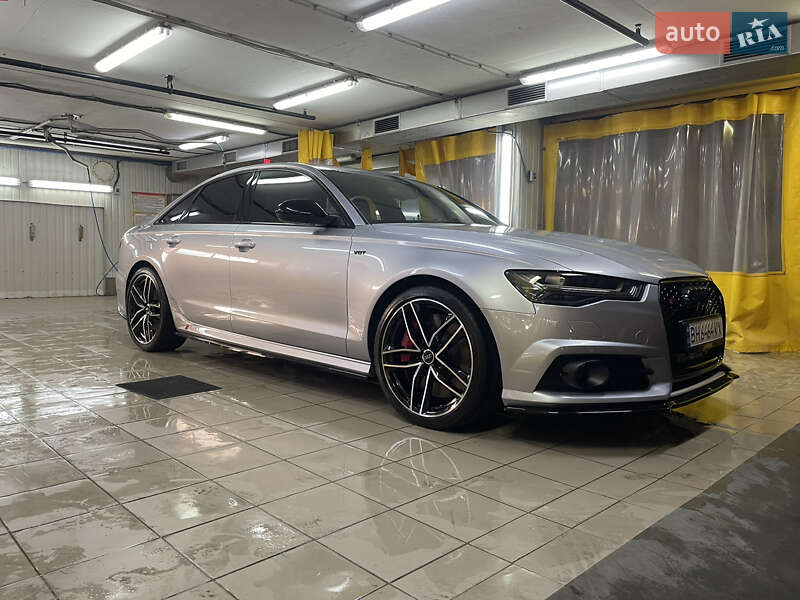 Седан Audi S6 2016 в Одесі