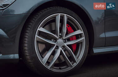 Седан Audi S6 2017 в 
