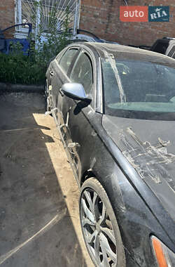 Седан Audi S6 2012 в 