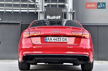 Седан Audi S6 2012 в 