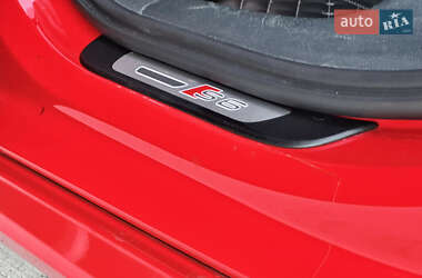 Седан Audi S6 2012 в 